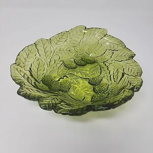 Vintage Green Pressed Glass Bowl – Leaf & Berry Pattern – Textured Serving Dish